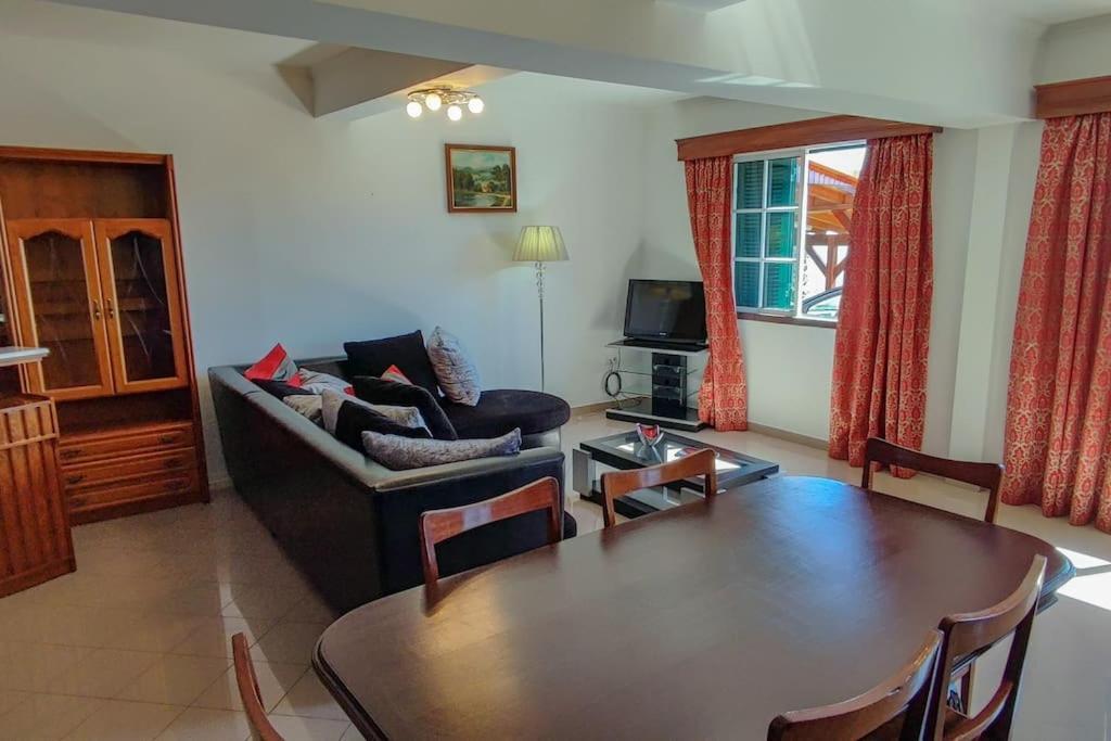 The Funny And Relax Apartment With Terrace & View Arco da Calheta  Esterno foto